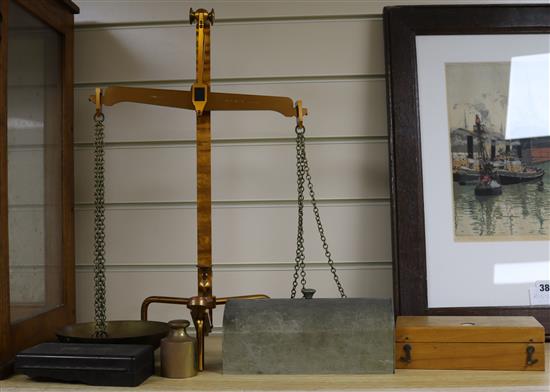Cased chemist scales and weights